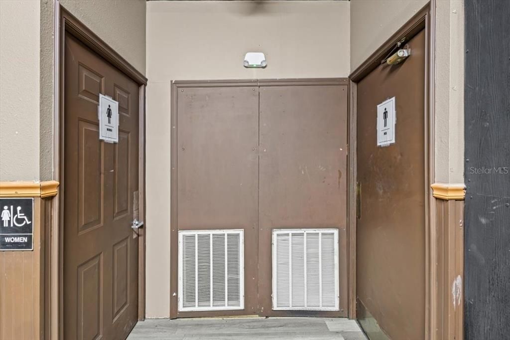 待售: $400,000 (0 贝兹, 0 浴室, 4049 平方英尺)