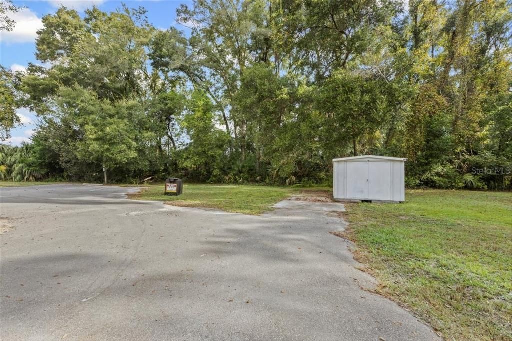 待售: $400,000 (0 贝兹, 0 浴室, 4049 平方英尺)