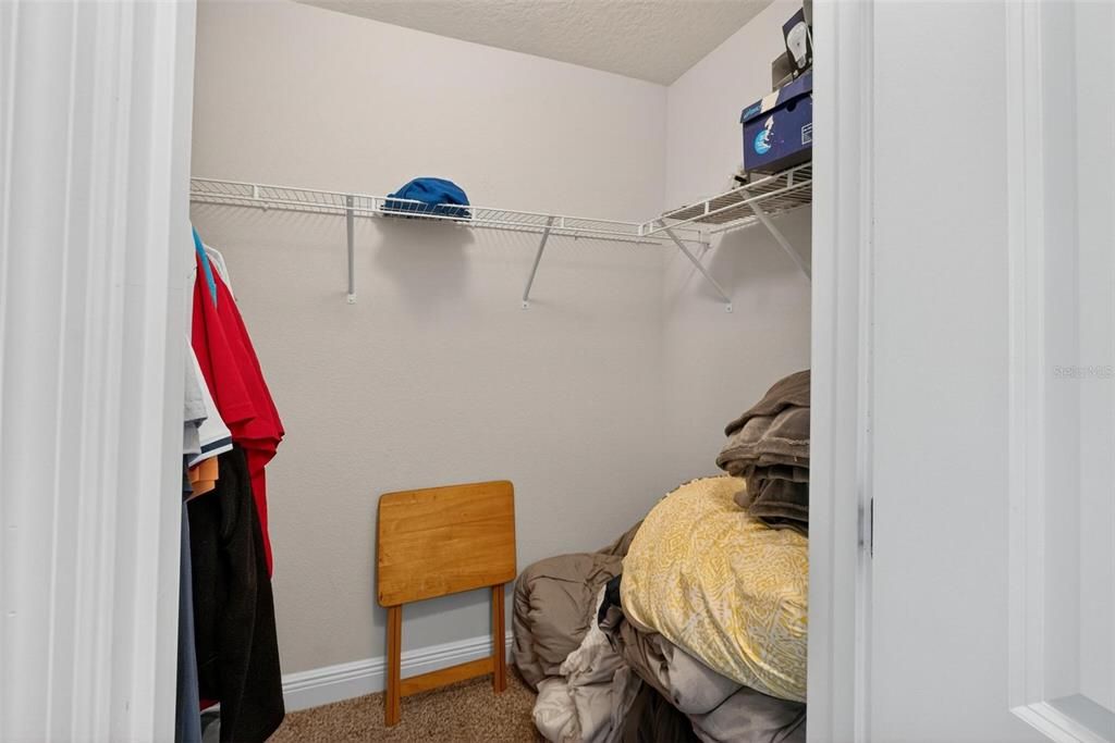 For Sale: $360,000 (4 beds, 3 baths, 2331 Square Feet)