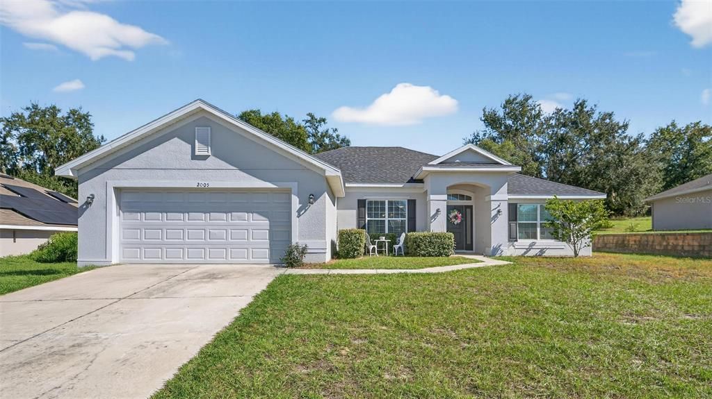 For Sale: $360,000 (4 beds, 3 baths, 2331 Square Feet)