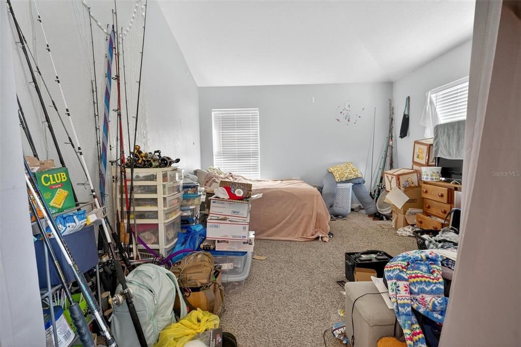 For Sale: $360,000 (4 beds, 3 baths, 2331 Square Feet)