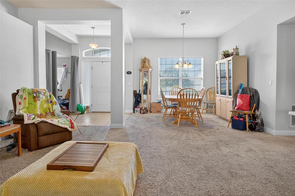 For Sale: $360,000 (4 beds, 3 baths, 2331 Square Feet)