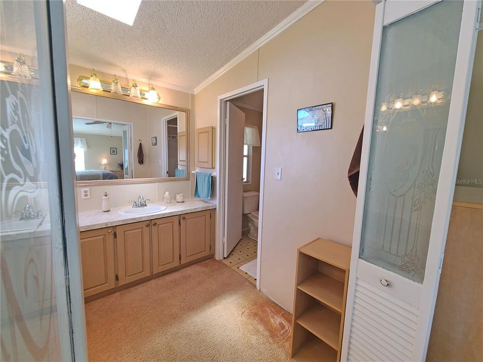 Active With Contract: $124,900 (2 beds, 2 baths, 1352 Square Feet)