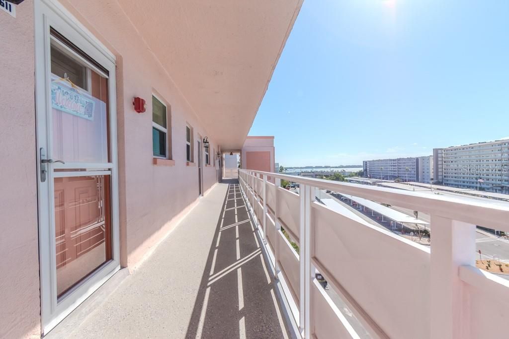 待售: $189,900 (1 贝兹, 1 浴室, 1060 平方英尺)