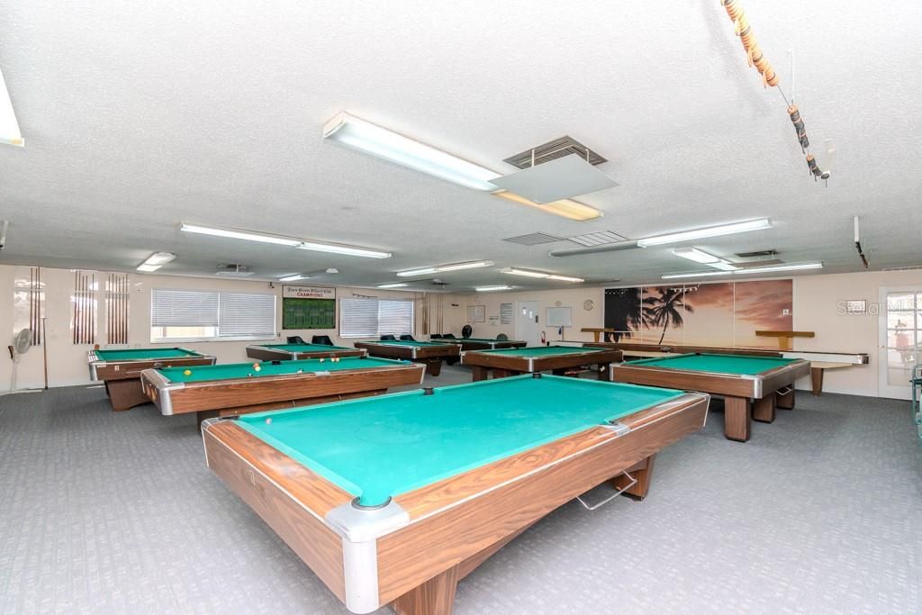 待售: $189,900 (1 贝兹, 1 浴室, 1060 平方英尺)