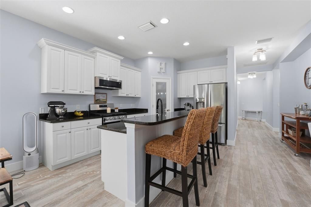 待售: $420,000 (3 贝兹, 2 浴室, 1766 平方英尺)