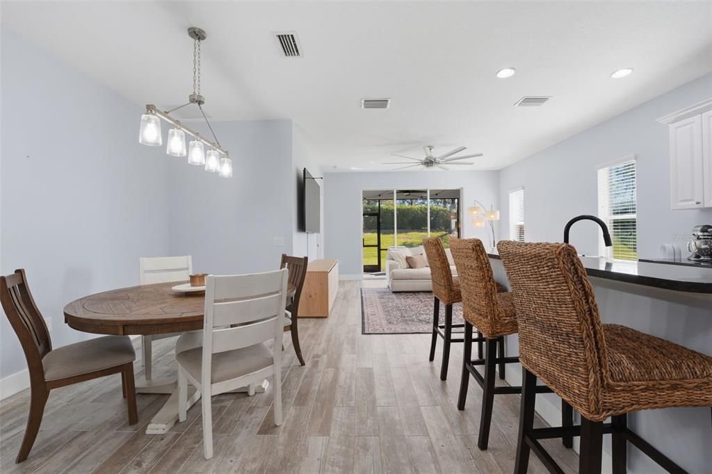 待售: $420,000 (3 贝兹, 2 浴室, 1766 平方英尺)