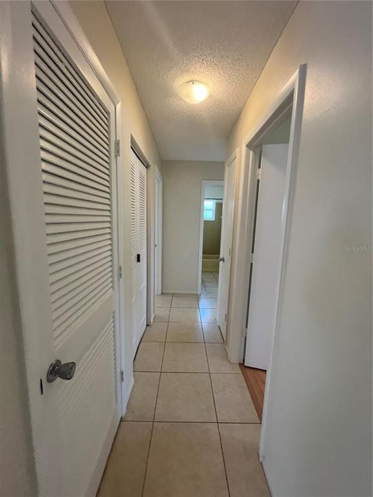 出租: $1,600 (3 贝兹, 2 浴室, 1235 平方英尺)