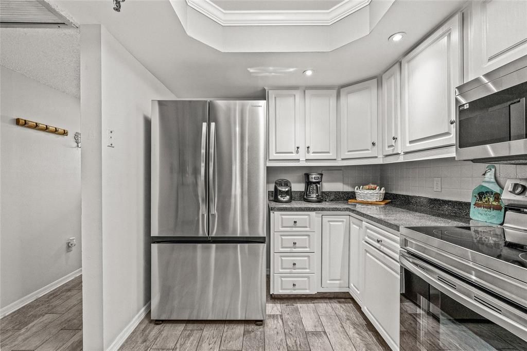 待售: $399,900 (1 贝兹, 1 浴室, 840 平方英尺)