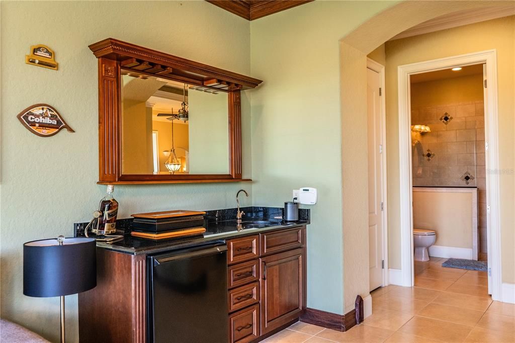 En Venta: $1,299,000 (3 camas, 3 baños, 3530 Pies cuadrados)