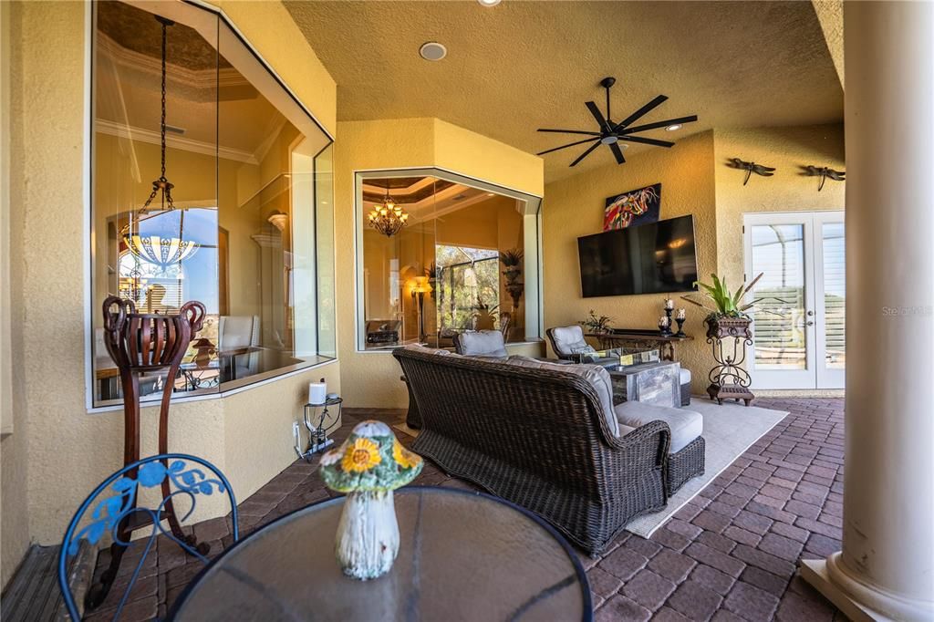 En Venta: $1,299,000 (3 camas, 3 baños, 3530 Pies cuadrados)