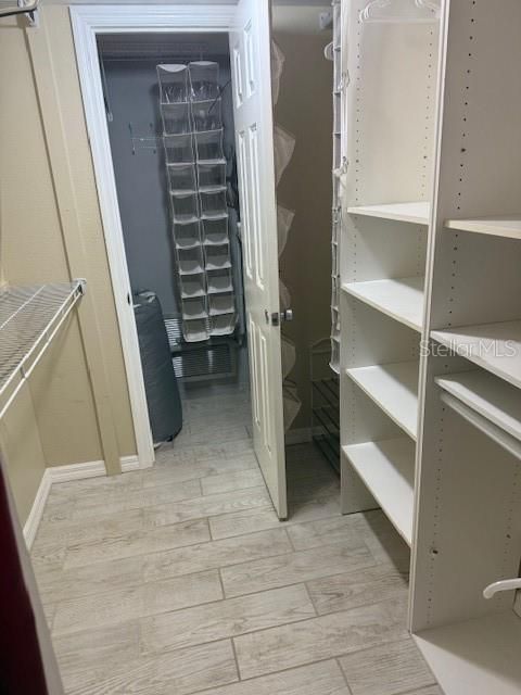 待售: $180,000 (2 贝兹, 1 浴室, 1037 平方英尺)