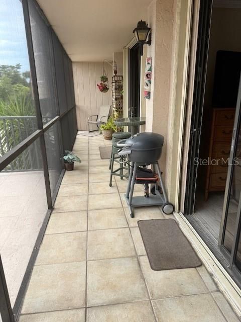 待售: $180,000 (2 贝兹, 1 浴室, 1037 平方英尺)