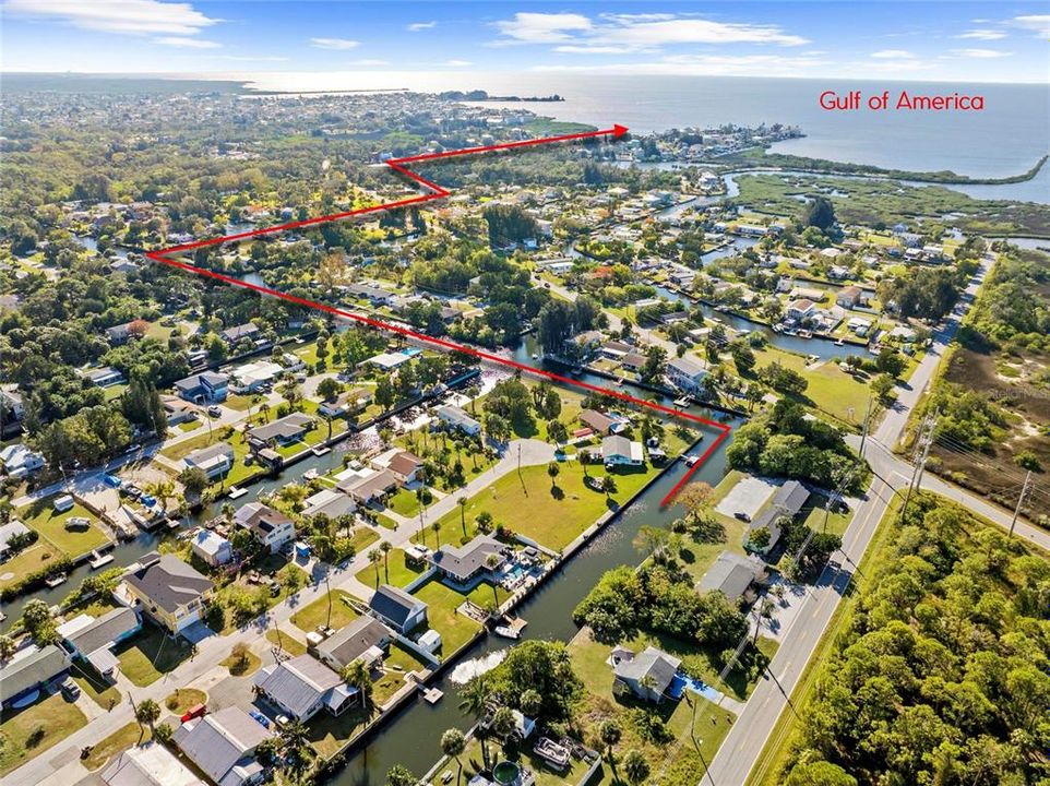 На продажу: $95,000 (0.11 acres)