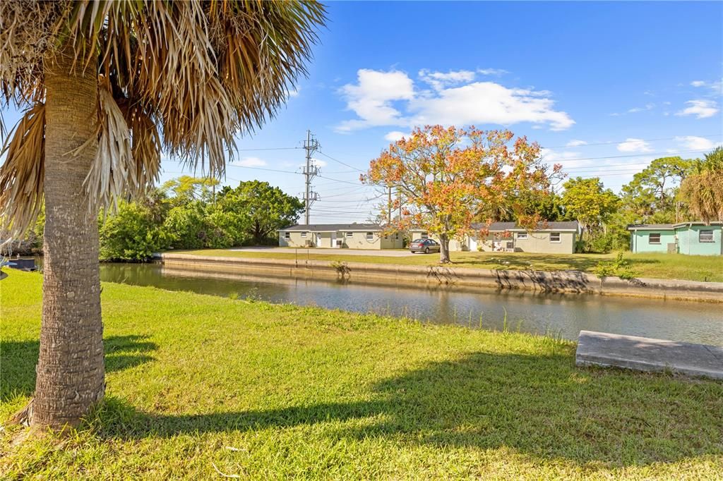 На продажу: $95,000 (0.11 acres)