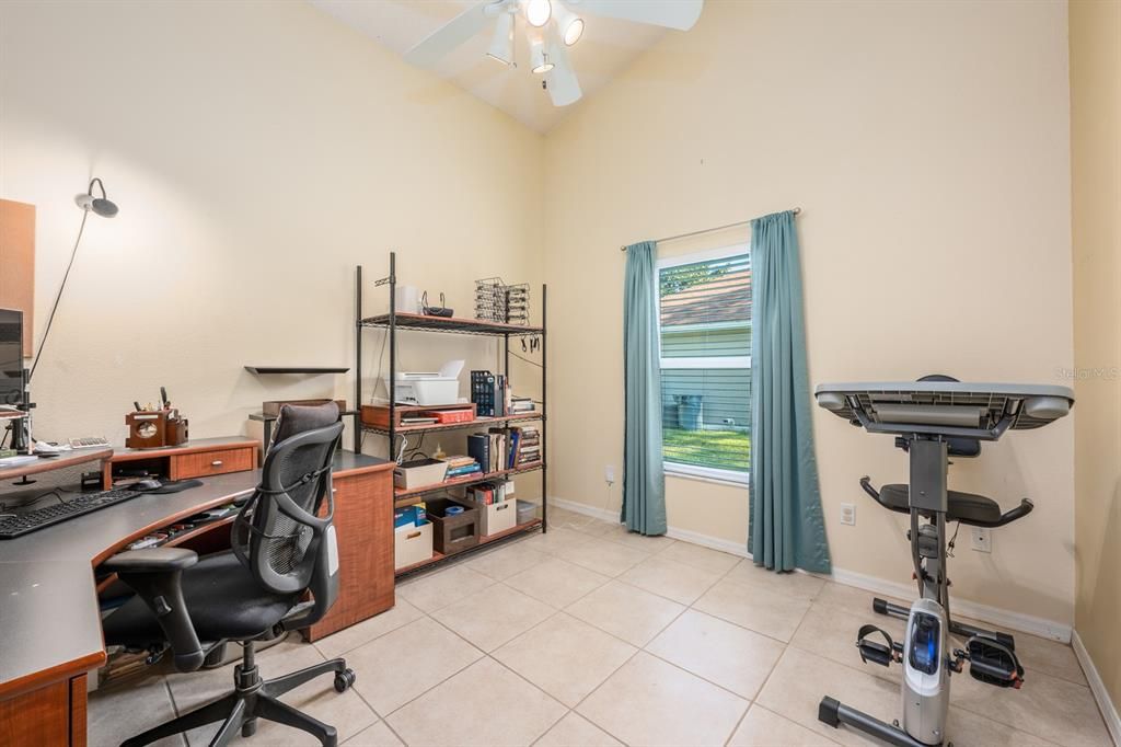 待售: $525,000 (3 贝兹, 2 浴室, 2068 平方英尺)