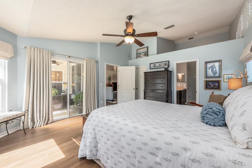 待售: $525,000 (3 贝兹, 2 浴室, 2068 平方英尺)