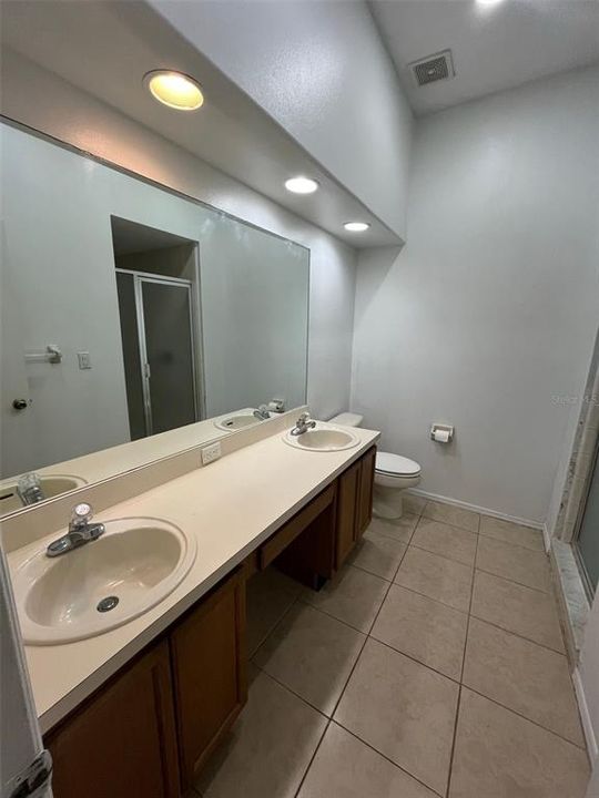 For Rent: $1,950 (3 beds, 2 baths, 1246 Square Feet)