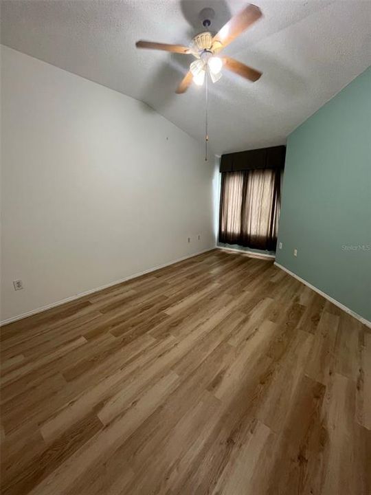 For Rent: $1,950 (3 beds, 2 baths, 1246 Square Feet)