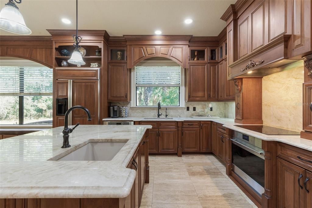 待售: $1,350,000 (4 贝兹, 5 浴室, 5104 平方英尺)