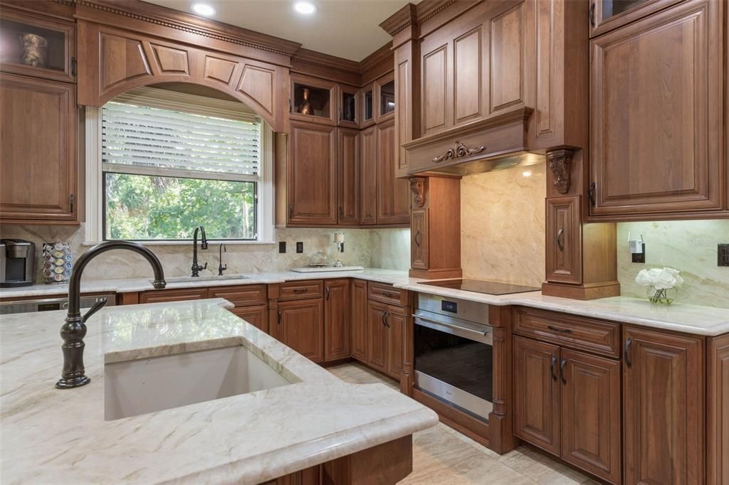 待售: $1,350,000 (4 贝兹, 5 浴室, 5104 平方英尺)