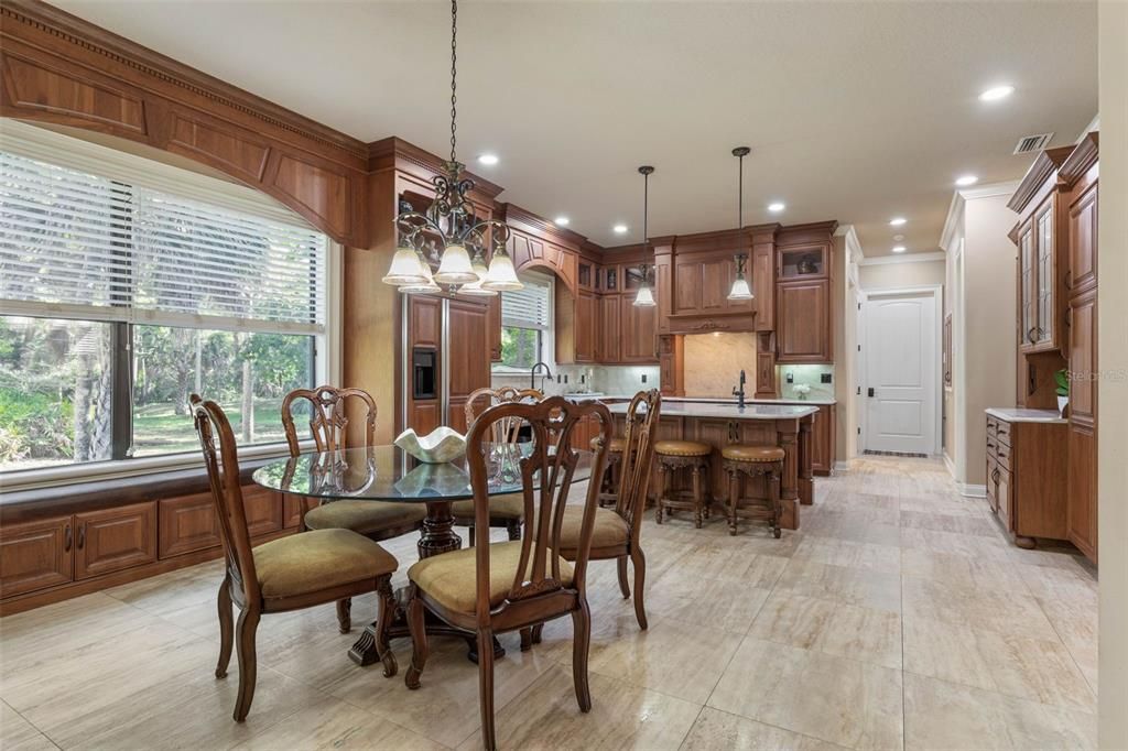 待售: $1,350,000 (4 贝兹, 5 浴室, 5104 平方英尺)