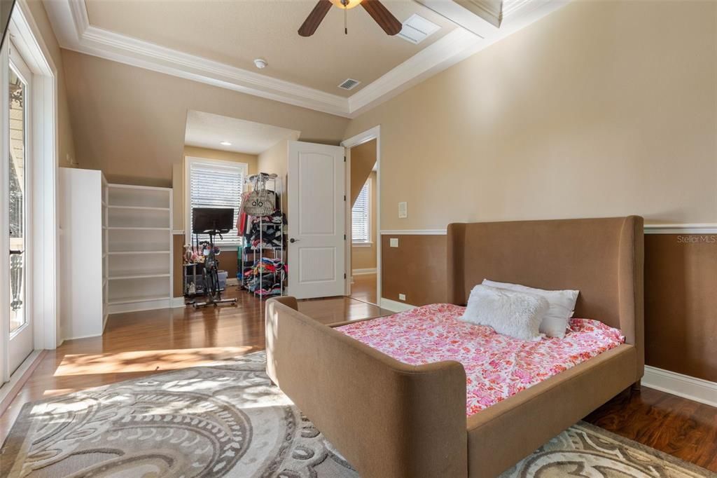 待售: $1,350,000 (4 贝兹, 5 浴室, 5104 平方英尺)