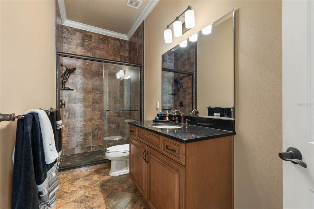 待售: $1,350,000 (4 贝兹, 5 浴室, 5104 平方英尺)