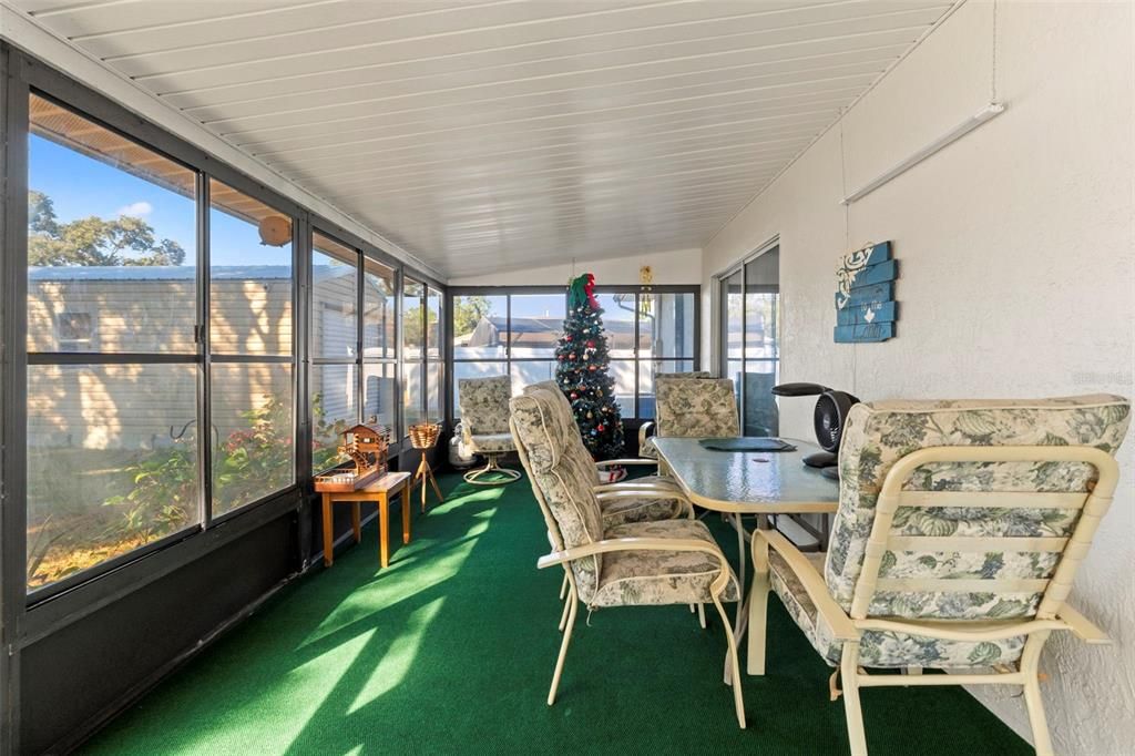 Active With Contract: $279,000 (2 beds, 2 baths, 1300 Square Feet)