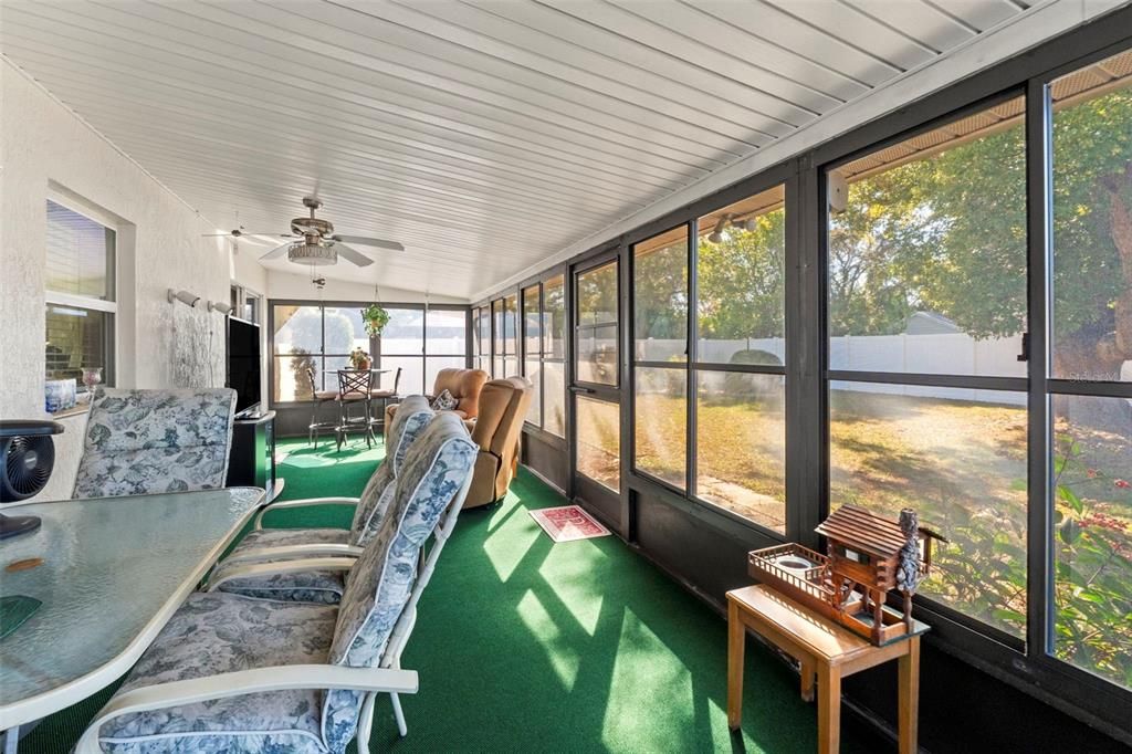 Active With Contract: $279,000 (2 beds, 2 baths, 1300 Square Feet)