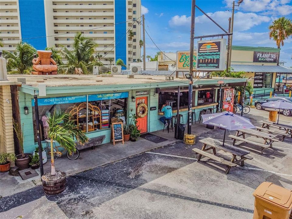 For Sale: $549,000 (2 beds, 2 baths, 1040 Square Feet)