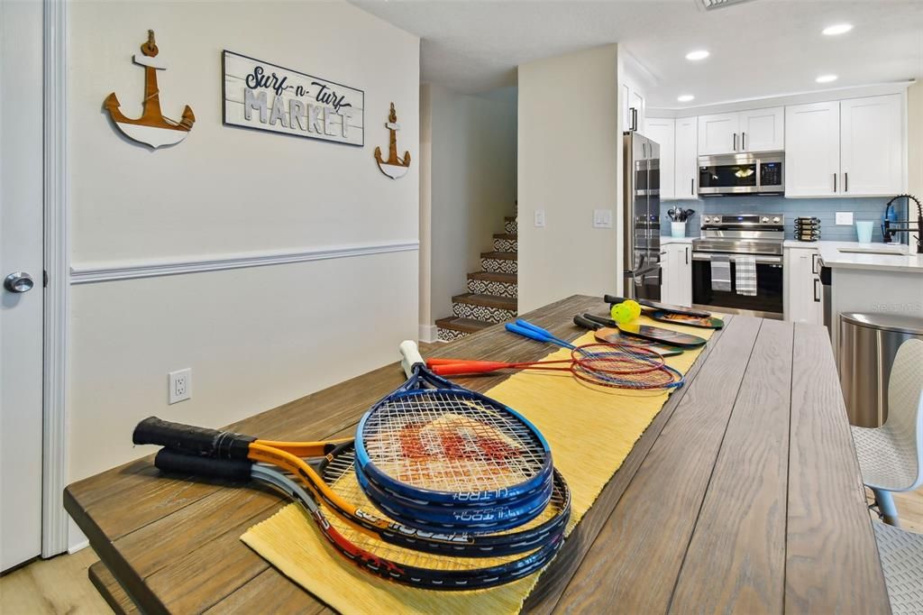 For Sale: $549,000 (2 beds, 2 baths, 1040 Square Feet)