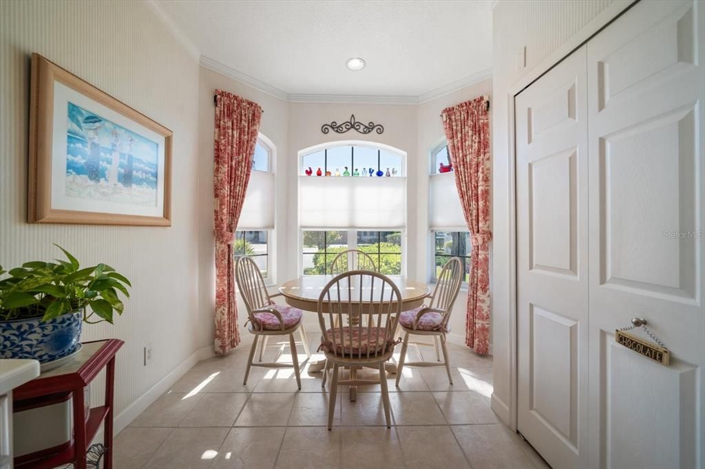 待售: $1,410,000 (3 贝兹, 3 浴室, 2114 平方英尺)