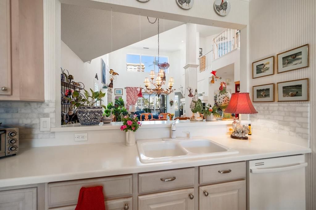 待售: $1,410,000 (3 贝兹, 3 浴室, 2114 平方英尺)