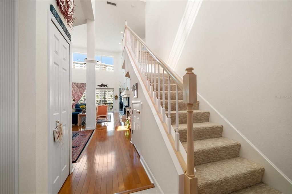 待售: $1,410,000 (3 贝兹, 3 浴室, 2114 平方英尺)