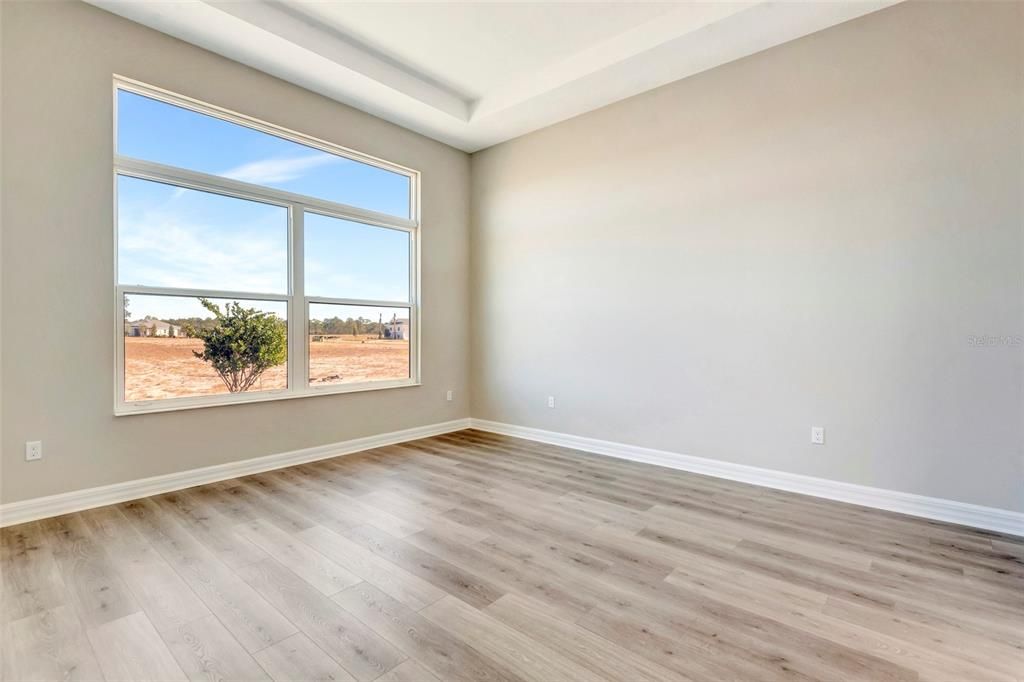 For Sale: $529,990 (3 beds, 2 baths, 1968 Square Feet)