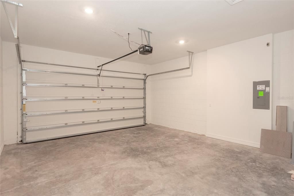 For Sale: $529,990 (3 beds, 2 baths, 1968 Square Feet)