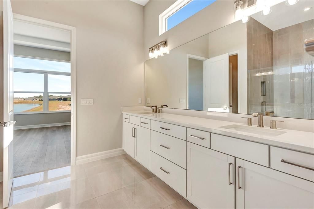 For Sale: $529,990 (3 beds, 2 baths, 1968 Square Feet)