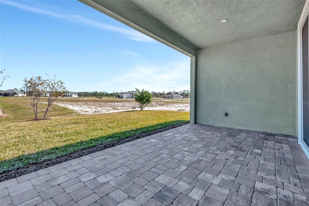 For Sale: $529,990 (3 beds, 2 baths, 1968 Square Feet)