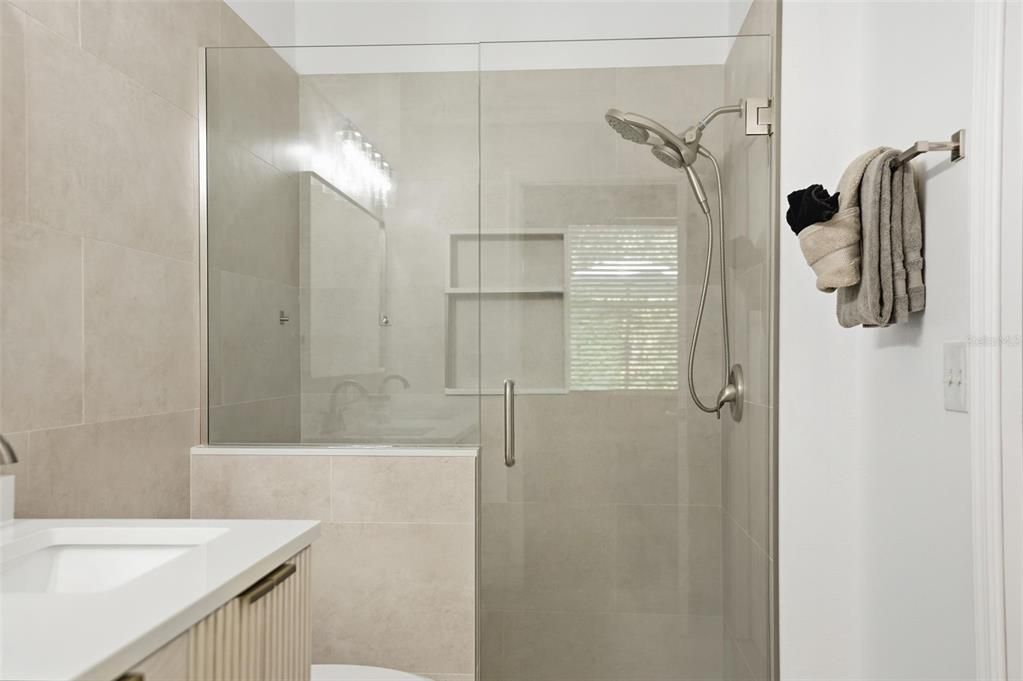 En Renta: $2,000 (2 camas, 2 baños, 1122 Pies cuadrados)