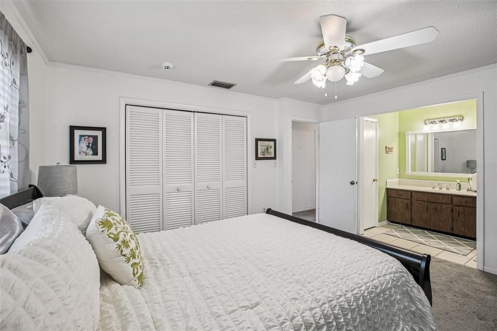 En Venta: $299,900 (3 camas, 2 baños, 1745 Pies cuadrados)