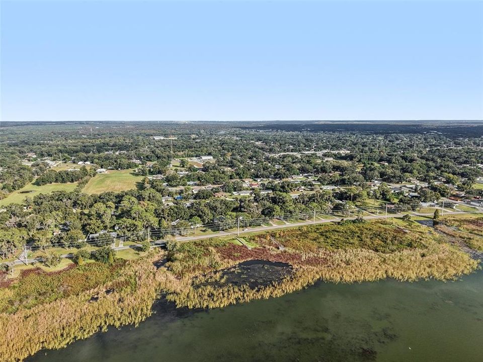 En Venta: $299,900 (3 camas, 2 baños, 1745 Pies cuadrados)