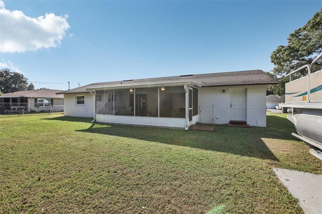 En Venta: $299,900 (3 camas, 2 baños, 1745 Pies cuadrados)