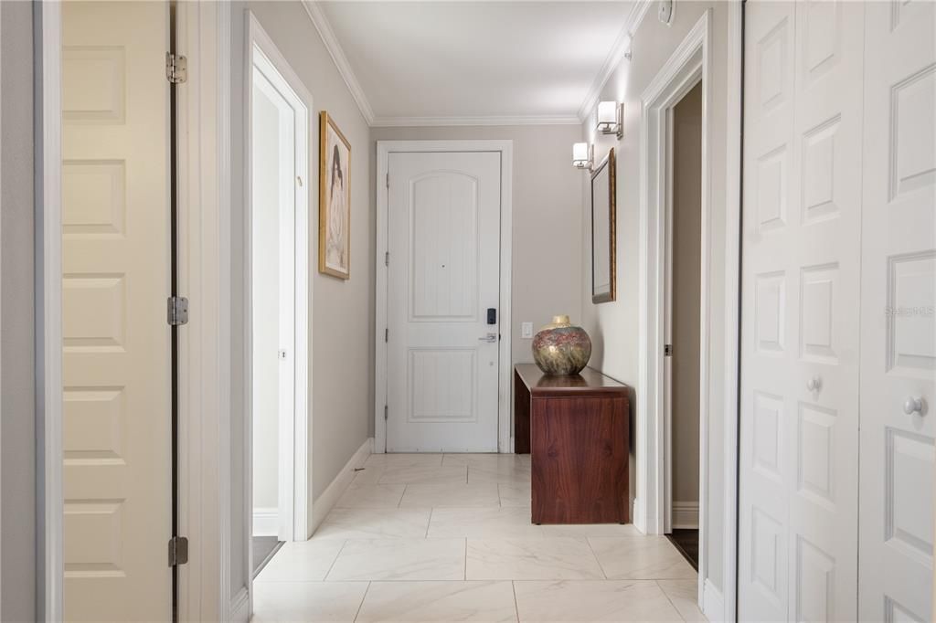 For Sale: $475,000 (3 beds, 3 baths, 1568 Square Feet)