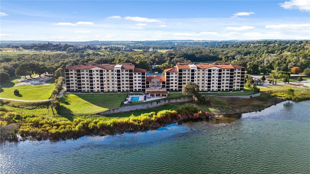 For Sale: $475,000 (3 beds, 3 baths, 1568 Square Feet)