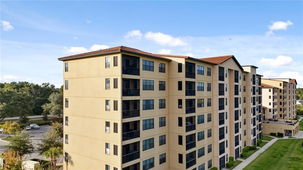 For Sale: $475,000 (3 beds, 3 baths, 1568 Square Feet)