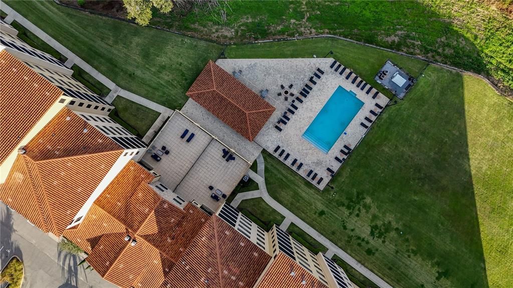 For Sale: $475,000 (3 beds, 3 baths, 1568 Square Feet)