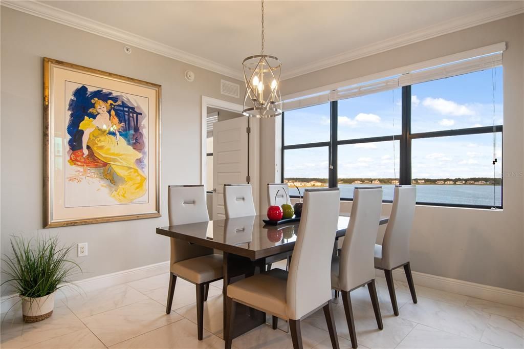 For Sale: $475,000 (3 beds, 3 baths, 1568 Square Feet)