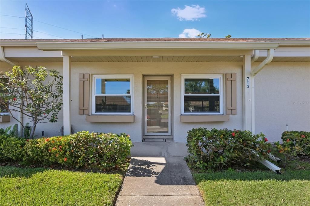 На продажу: $179,000 (2 спален, 2 ванн, 810 Квадратных фут)