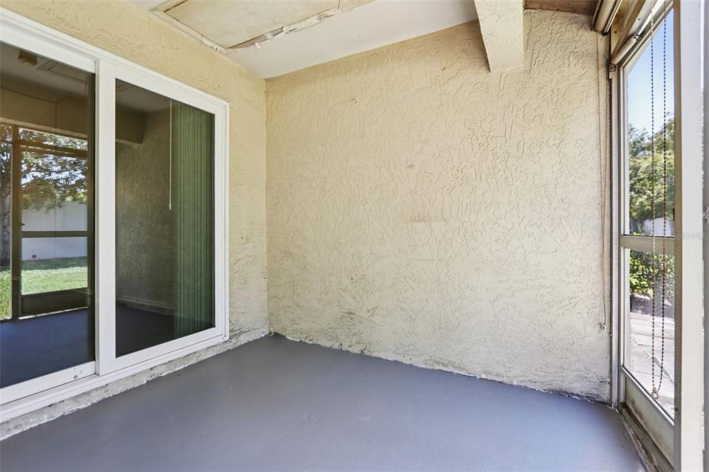 На продажу: $179,000 (2 спален, 2 ванн, 810 Квадратных фут)